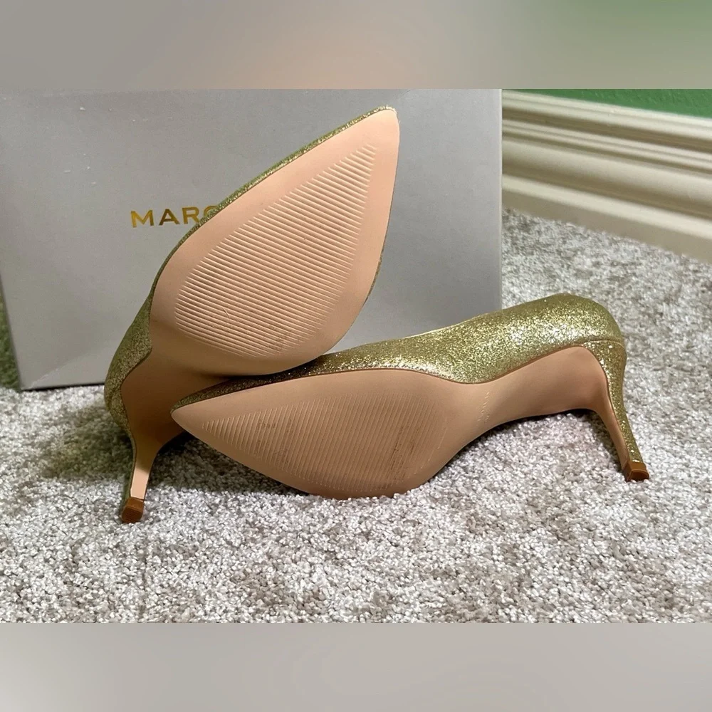 LIKE NEW!!!!! Marc Fisher Gold Glitter Heels